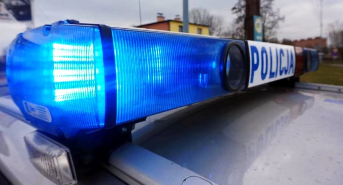 Pijany policjant z Niwki spowodował kolizję i uciekł