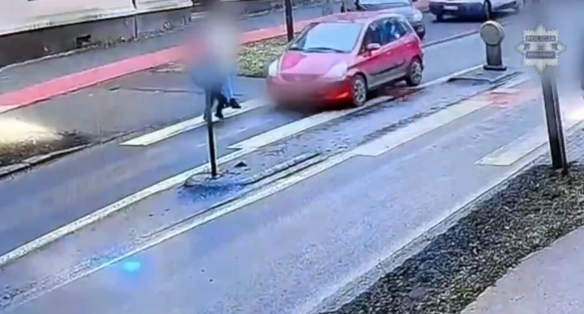 Dziecko potrącone na pasach na ul. Oświęcimskiej. Policja publikuje nagranie