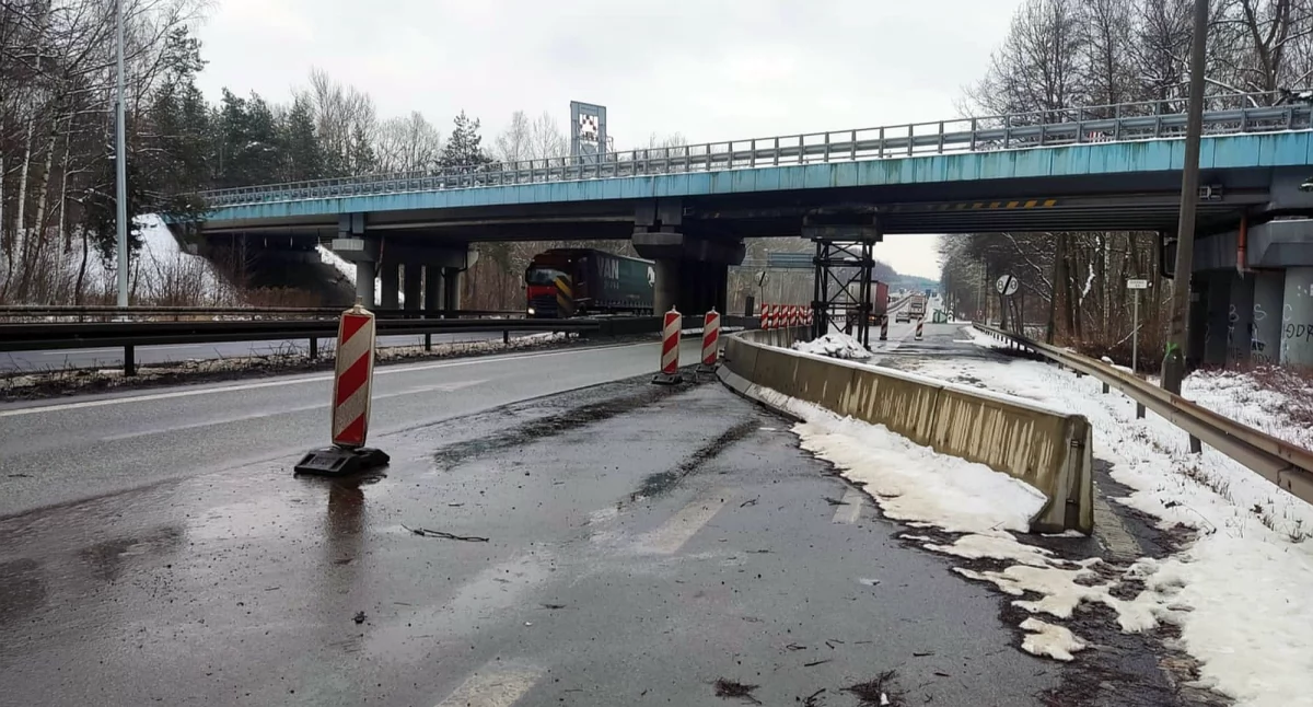 S1 w Kosztowach i wiadukt nad drogą zwężone od miesięcy. GDDKiA wyjaśnia