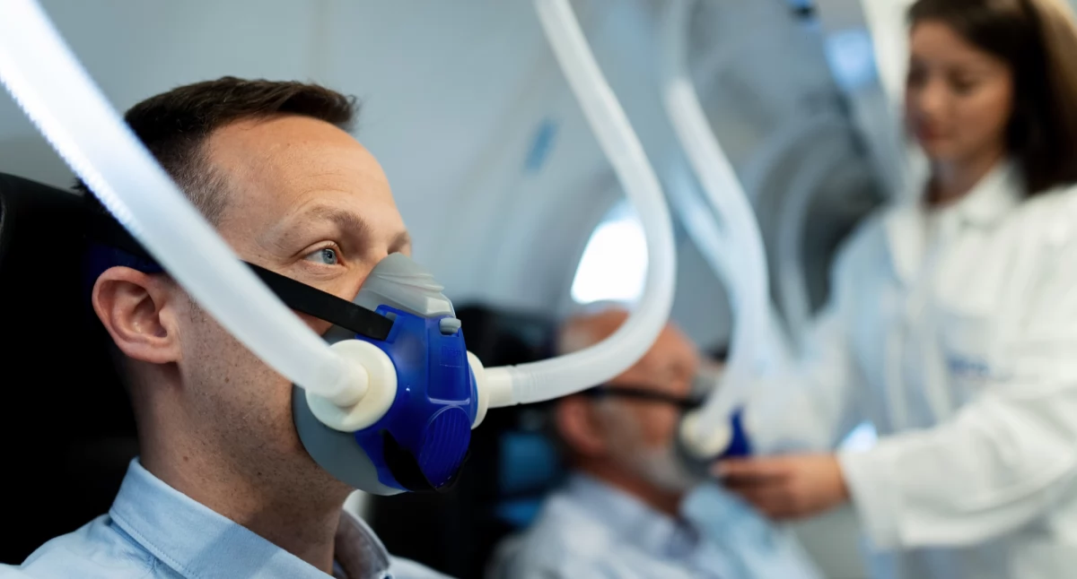 Tlenoterapia hiperbaryczna – dla kogo jest wskazana i jakie daje efekty?