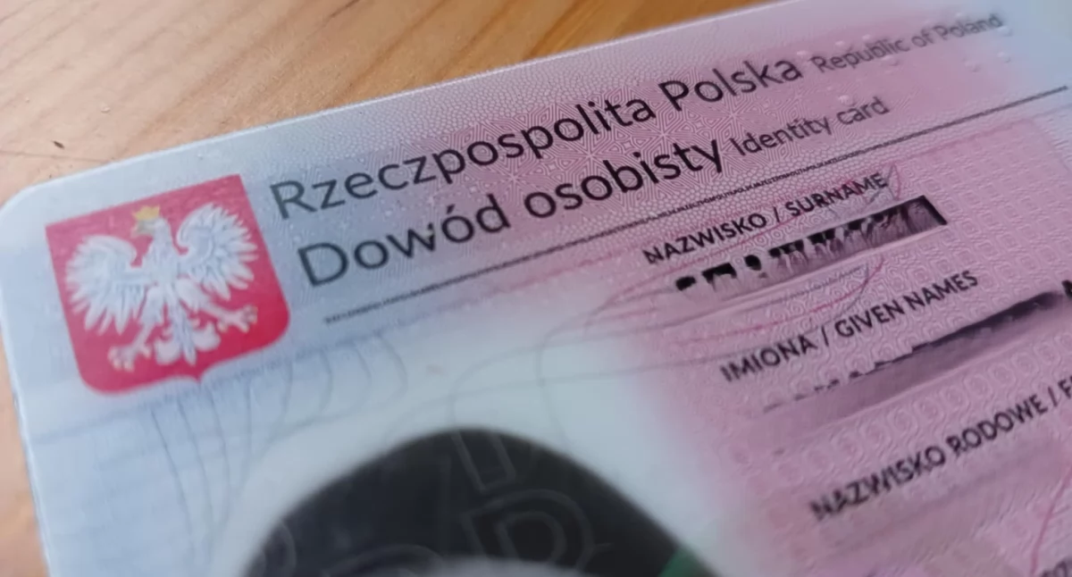 Zmiany w dowodach osobistych: dłuższa ważność dla seniorów, prostsze zgłoszenia utraty i większa ochrona dzieci
