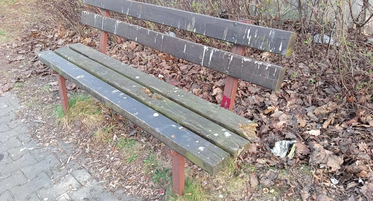 Teraz pora zadbać o ławki