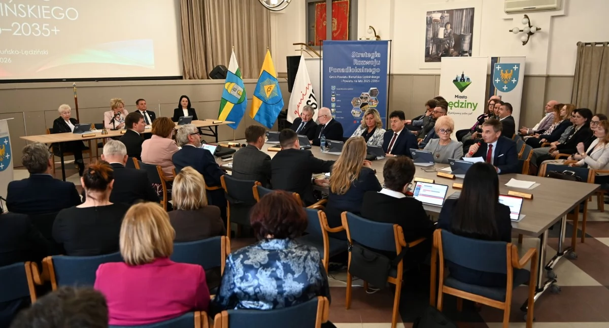 Nowy kierunek na dekadę. Strategia Rozwoju Ponadlokalnego przyjęta