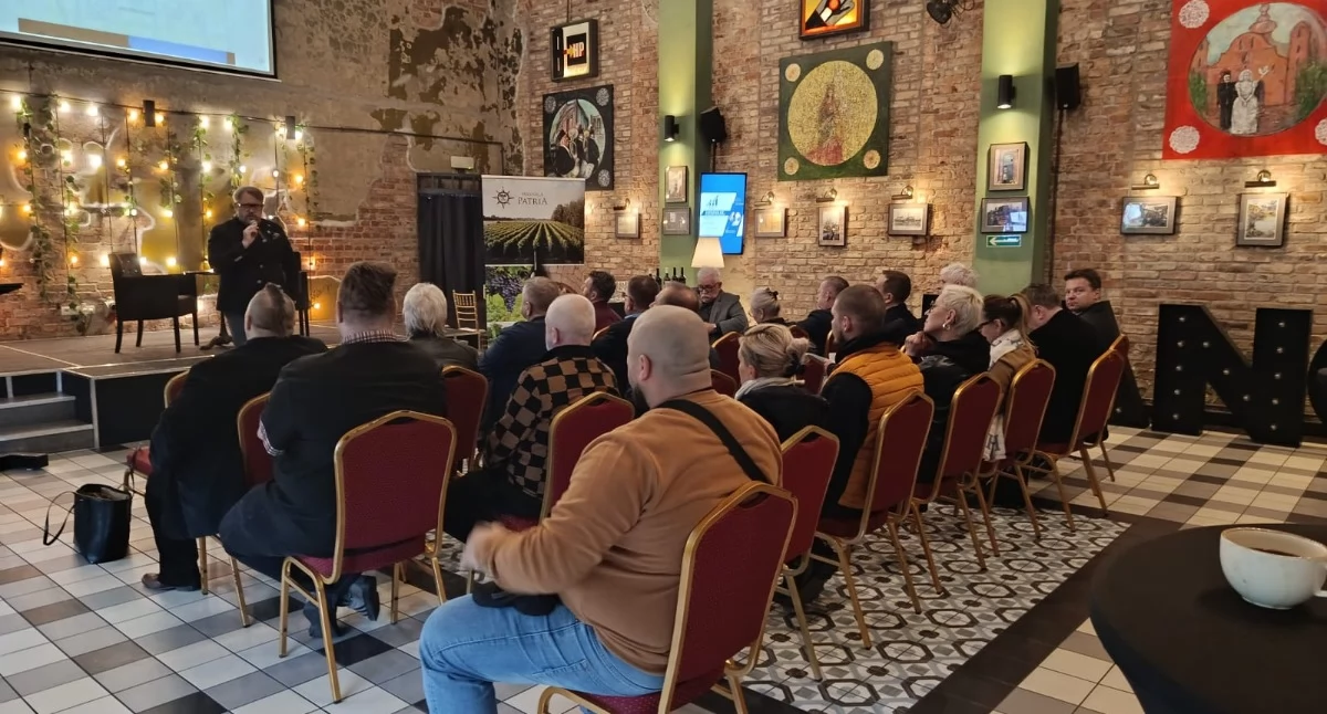 Mysłowicki Biznes przy kawie: Integracja i wiedza w Szybie Bończyk