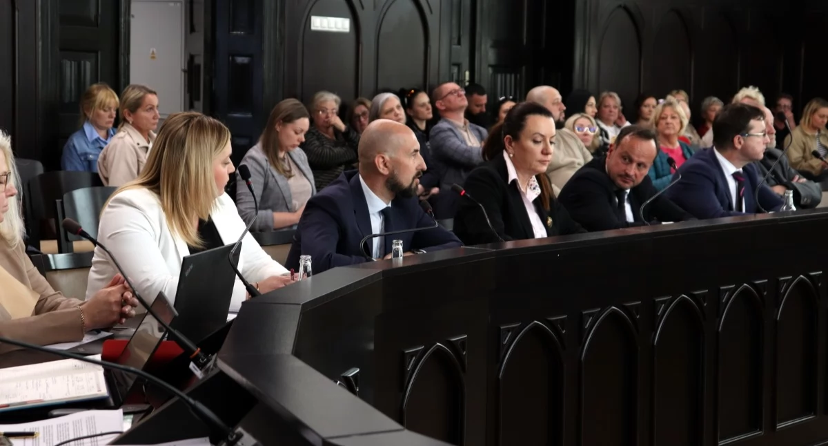 Nadzwyczajna sesja Rady Miasta Mysłowice 29 kwietnia [transmisja]