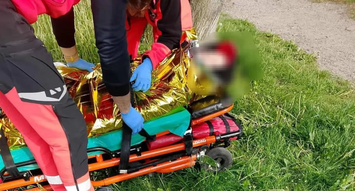 Liczyła się każda chwila – strażnicy miejscy ruszyli z pomocą potrzebującemu mężczyźnie