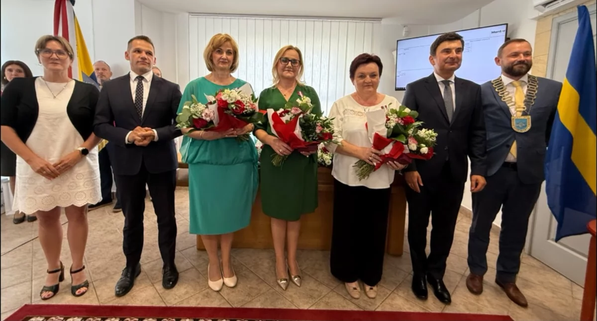 Złote Medale za Długoletnią Służbę dla urzędniczek z Chełmu Śląskiego