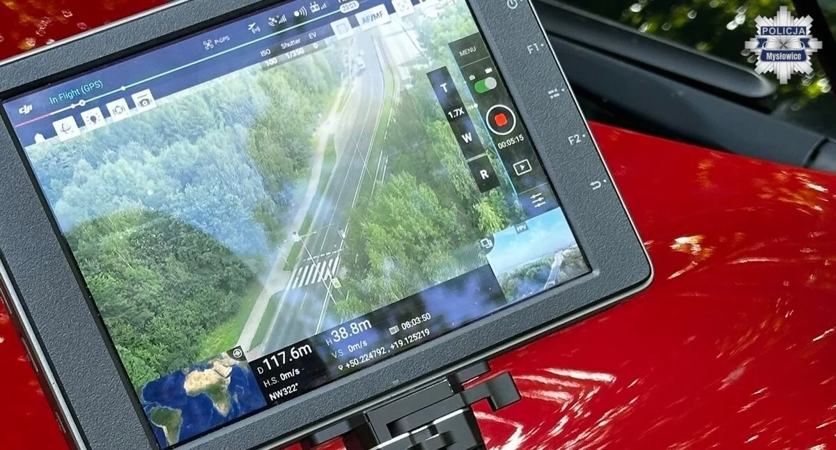 Dron nad przejściami dla pieszych w Mysłowicach. Policja ujawniła wiele wykroczeń