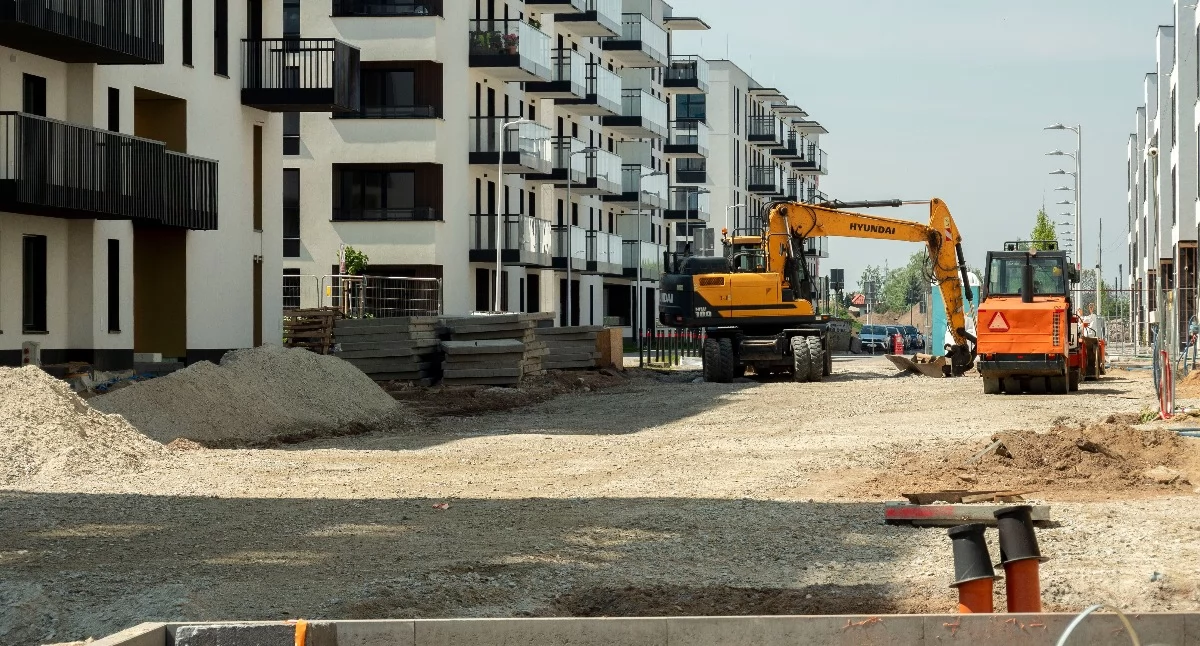 Jak zoptymalizować koszty i czas realizacji inwestycji w nowoczesne obiekty mieszkalne?