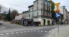 Jedź prosto, czyli w lewo