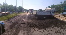 Ładunek wysypał się na jezdnię. Droga S1 całkowicie &hellip;