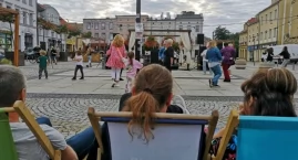 Potańcówki, koncert Gąssowskiego i piana party. Letn&hellip;