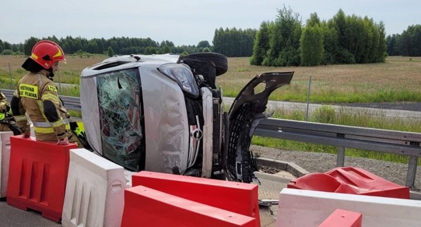 Groźne zdarzenie na S8. Utrudnienia w drodze na Białystok (zdjęcia)