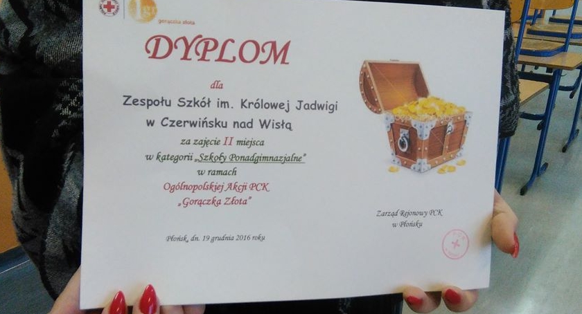 Szkoła w Czerwińsku  zajęła II miejsce w Ogólnopolskiej Akcji PCK „Złota Gorączka 2016” 