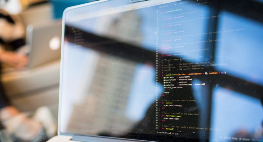 Python - jak wybrać odpowiedni kurs i nauczyć się programować?