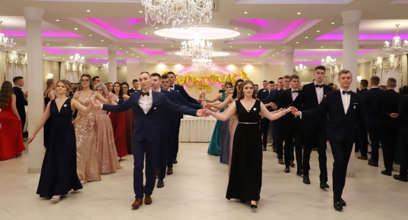 Bal Studniówkowy 2022 - ZS Wyszogród