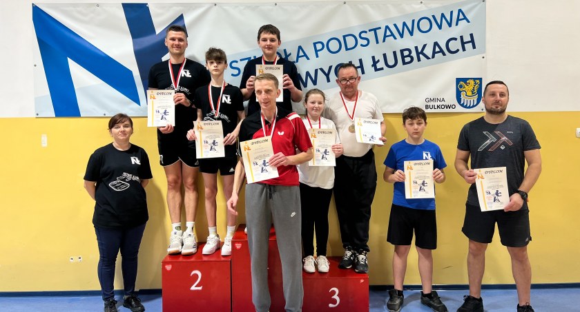 III RODZINNY TURNIEJ DEBLOWY W TENISA STOŁOWEGO - WOŚP 2023