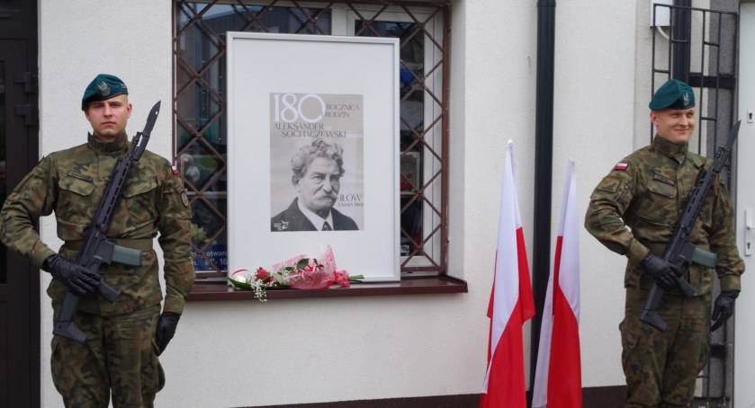 Uroczystości poświęcone bohaterowi Ziemi Iłowskiej Aleksandrowi Sochaczewskiemu