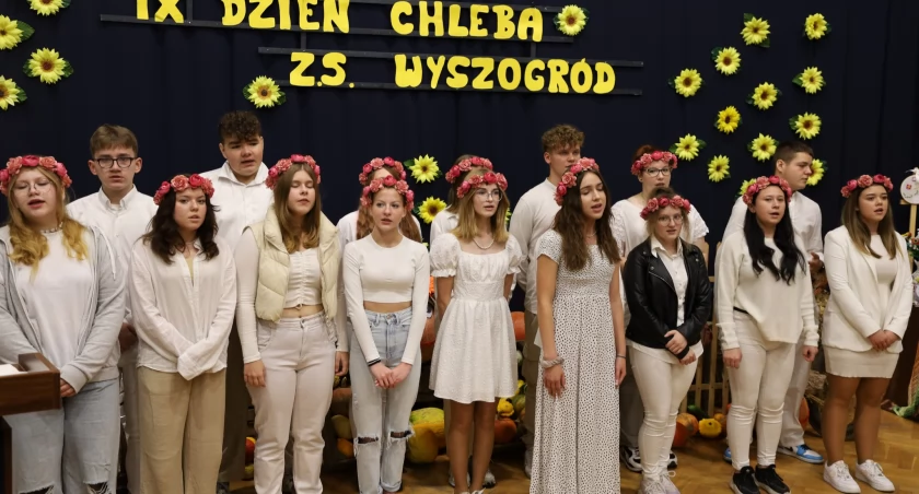 IX Dzień Chleba w w Zespole Szkół im. Jana Śniadeckiego w Wyszogrodzie