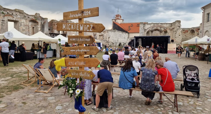 Rozmowy o Winie z profesorem Wojciechem Włodarczykiem autorem Książek o historii polskiego winiarstwa 