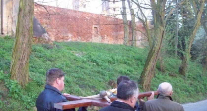 Zaproszenie na Drogę Krzyżową w Czerwińsku