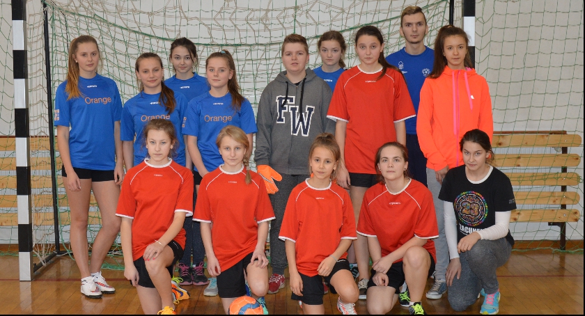 I Turniej Halowej Piłki Nożnej Dziewcząt Klubu Sportowego Zjednoczeni Bulkowo