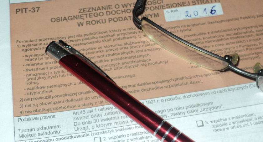 Zbliża się termin składania rozliczeń rocznych!