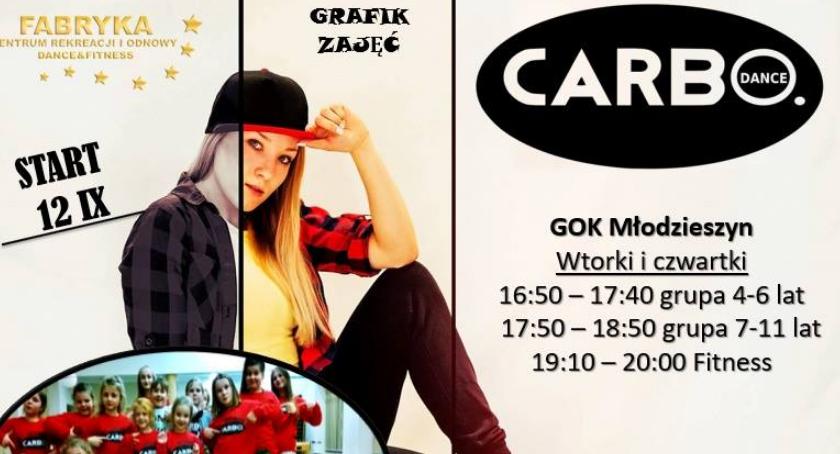   Zajęcia z modelarstwa, zajęcia taneczne dla dzieci i młodzieży oraz fitness dla pań. 
