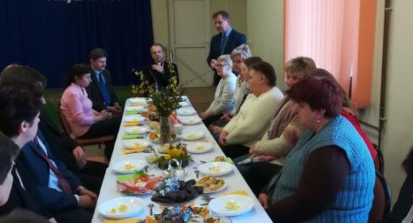 Stowarzyszenie Gospodyń Wiejskich „Stokrotki” w Rębowie - Spotkanie Wielkanocne