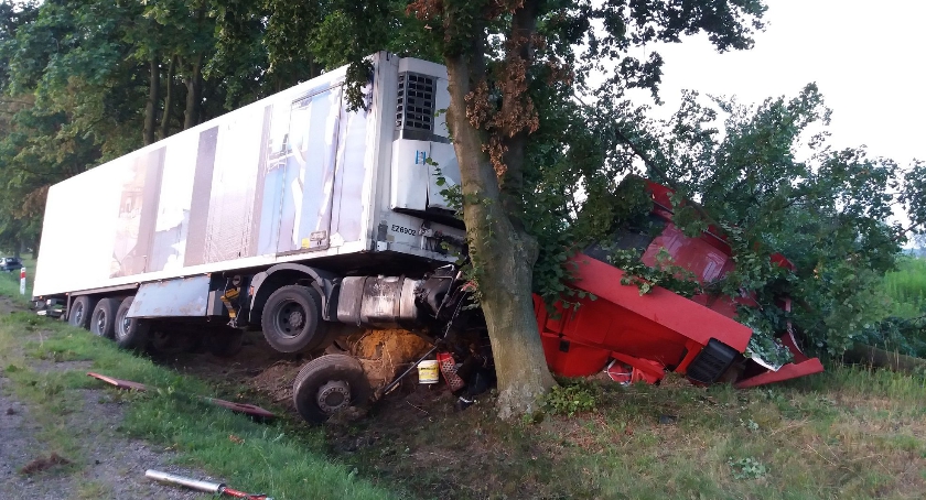 Wypadek w Ciućkowie -dwie osoby nie żyją 
