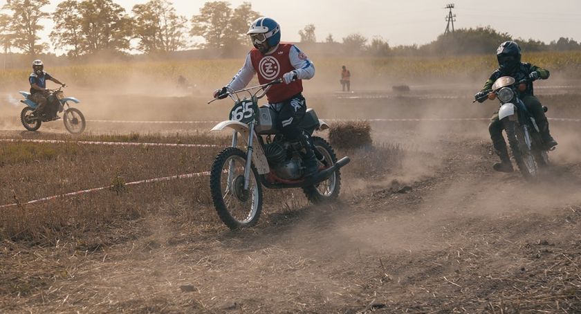 VI Cross Country Motocykli Zabytkowych i Klasycznych w Kurdwanowie.