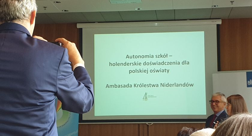 „Autonomia szkół – holenderskie doświadczenia dla polskiej oświaty”