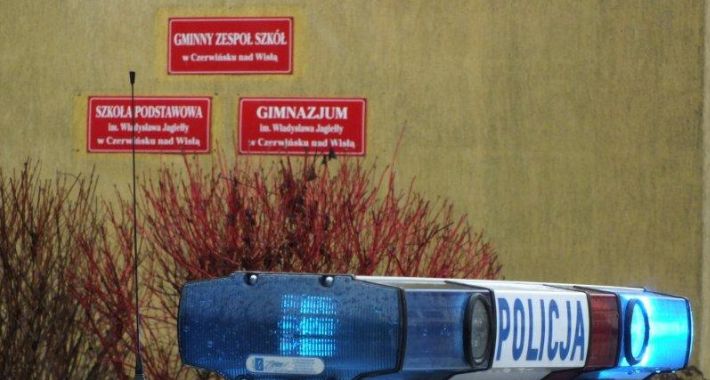 Alarm bombowy w Gminnym Zespole Szkół w Czerwinsku