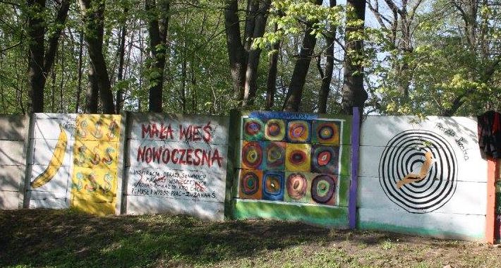 MAŁA WIEŚ NOWOCZESNA