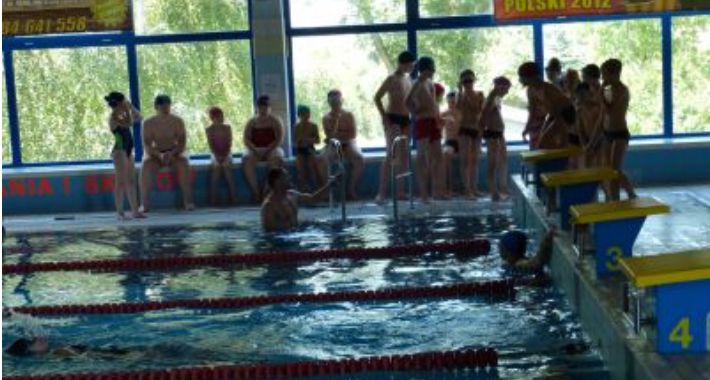 Trenerzy z tytułem Mistrzowskim w pływani przygotowują najmłodszych