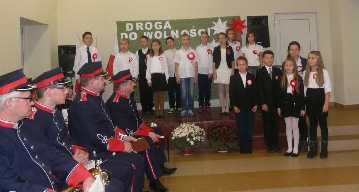 Narodowe Święto Niepodległości w Rębowie 2015