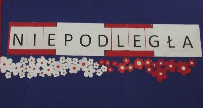 Uroczysty apel z okazji 97 rocznicy Odzyskania Niepodległości Publiczne Gimnazjum w Bodzanowie
