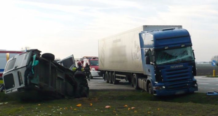 Wypadek drogowy w Młodzieszynie