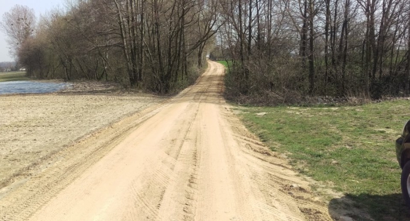 Wyremontowana droga gminna w Osieku
