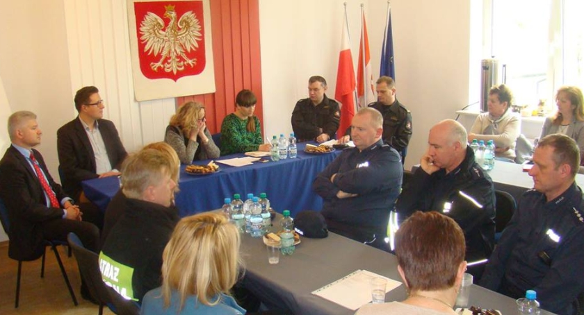 Posiedzenie Gminnego Zespołu Zarządzania Kryzysowego w Młodzieszynie