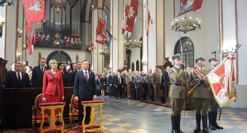 W Warszawie podczas obchodów 225. rocznicy uchwalenia Konstytucji 3 Maja.