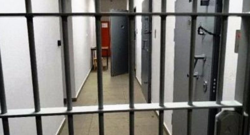 Zaatakowali mężczyznę - najbliższe trzy miesiące spędzą w areszcie.