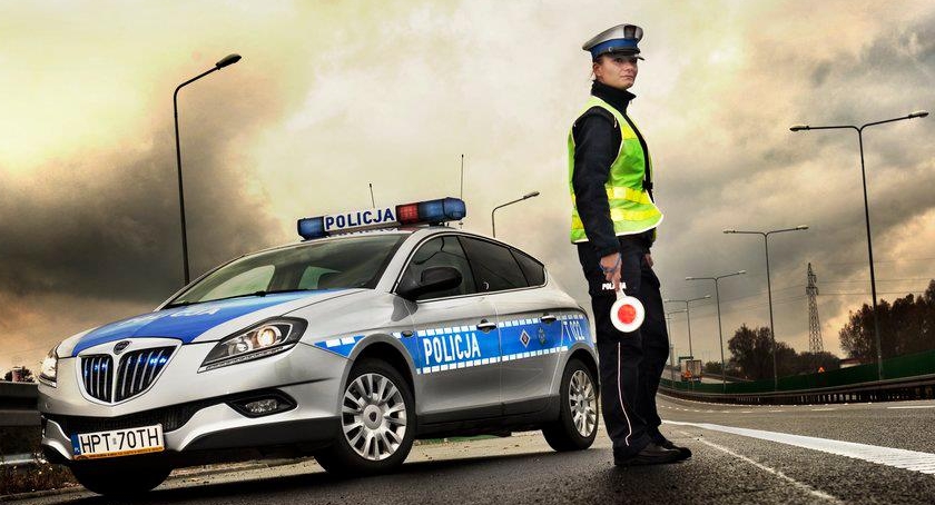 Szaleńcza ucieczka przed policją. www.tvn24.pl