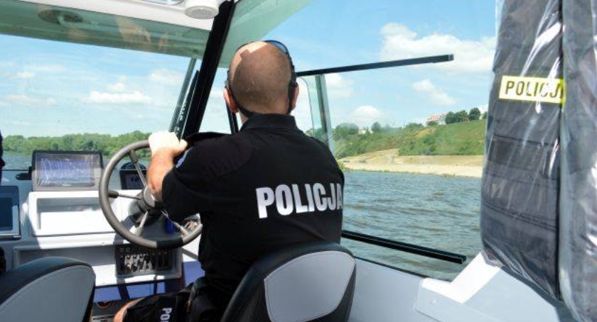 Zwłoki bez głowy w Jeziorze Pilchowickim.