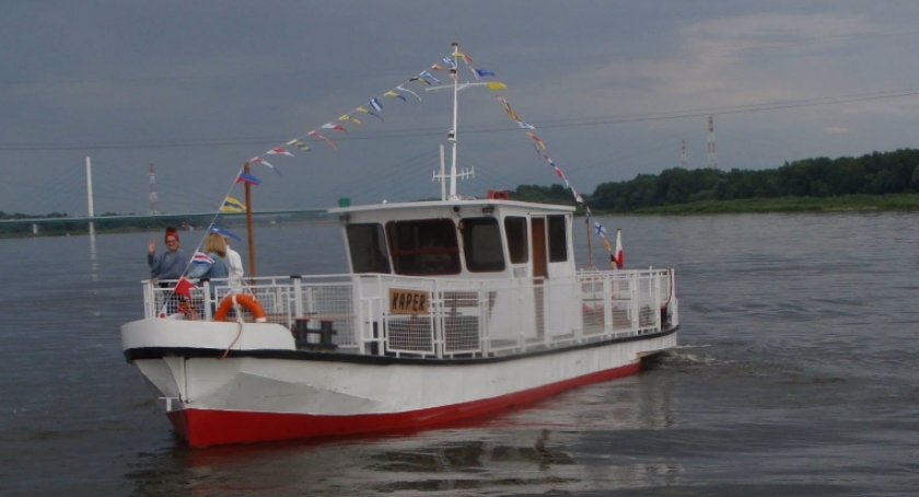  Kopia obrazu NMP Jasnogórskiej -Wisłą do Płocka.