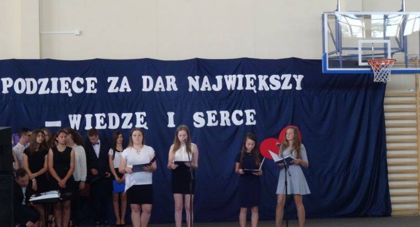 Zakończenie roku szkolnego  w Zespole Szkół w Radzanowie.