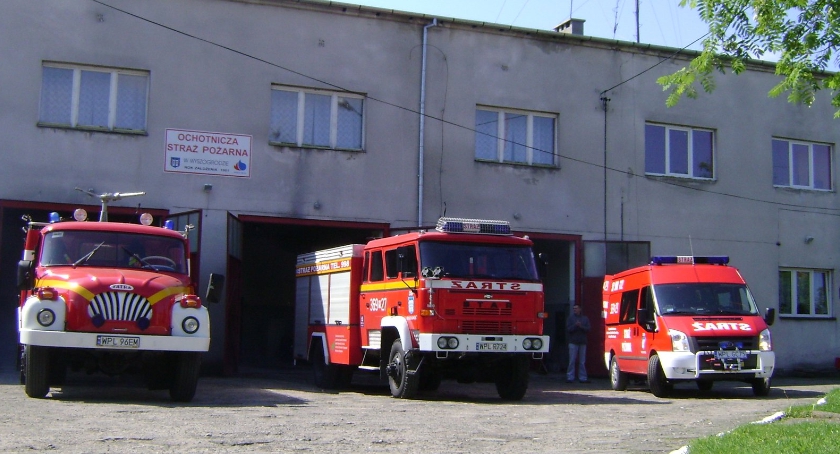 Poszukiwania osoby zaginionej na zbiorniku wodnym.