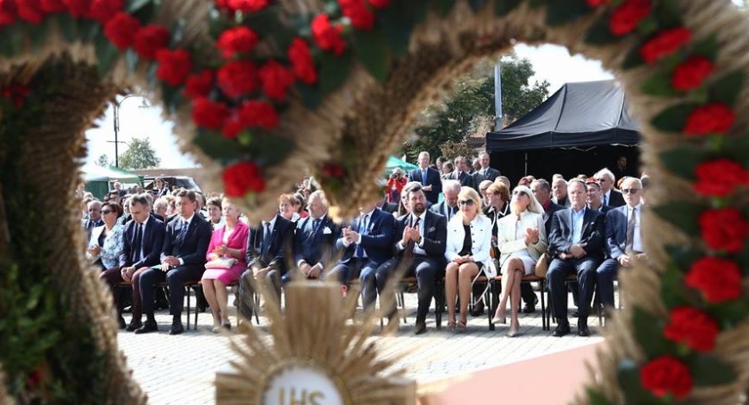 Starostwo Powiatowe w Płocku -  Dożynki Powiatu Płockiego w Wyszogrodzie.
