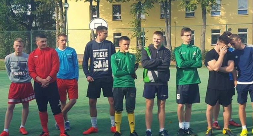  III Turniej Dzikich Drużyn w piłce nożnej 
