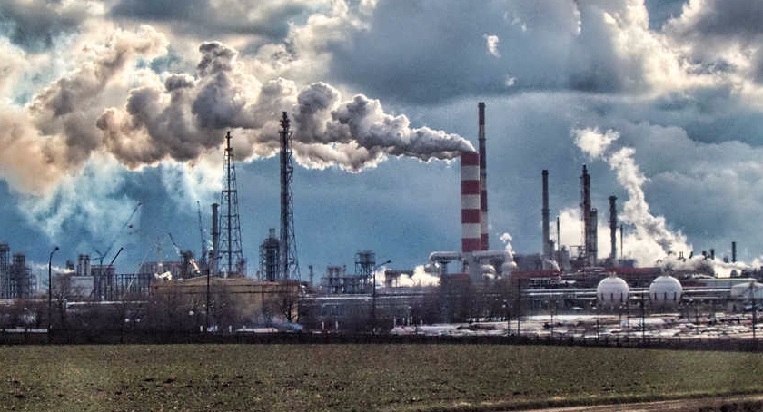  Wysokiego stężenia benzenu w płockim powietrzu sprawa w prokuraturze . 